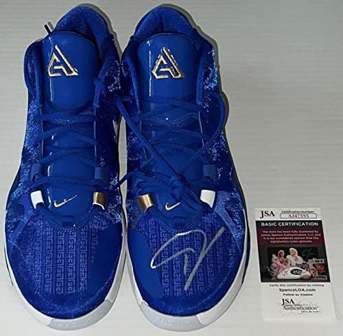 Ianанис Антетокунмпо Милвоки Бакс потпиша Најк зум Фрејк 1 Грција чевли ЈСА - Автограмирани патики во НБА
