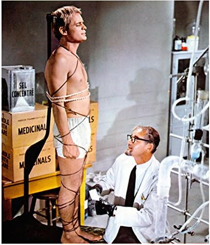 Човек од U.N.C.L.E. Дејвид МекКалум како Илја се врзуваше со доктор 8 x 10 инчи